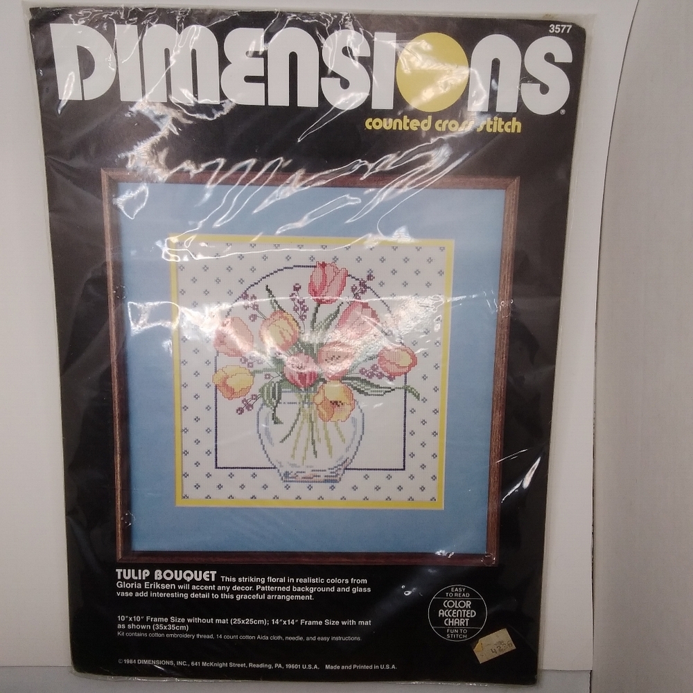 Dimensions Tulip Bouquet Counted Cross Stitch KIT 3577 NOS 10"x10"